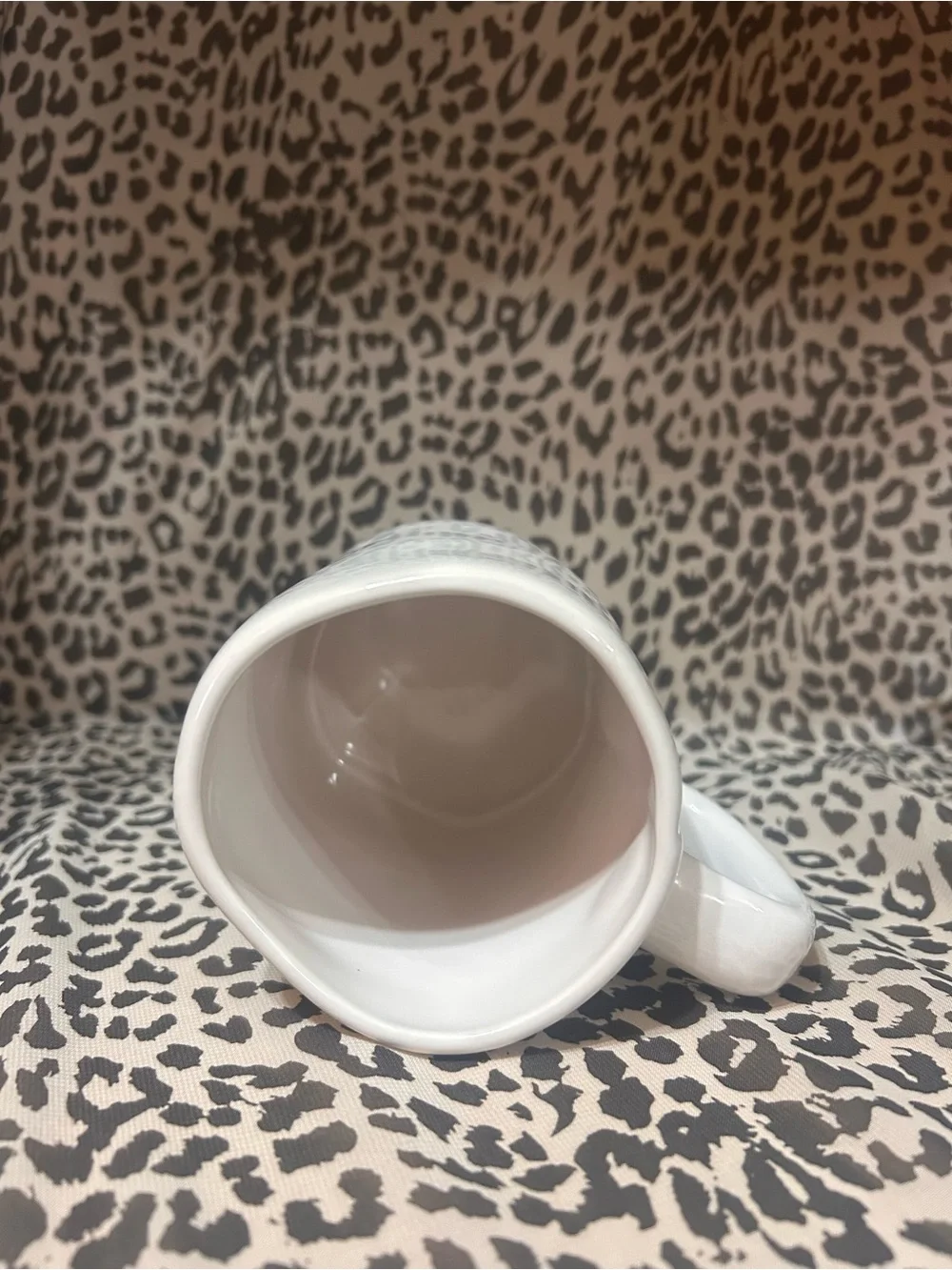 Rae Dunn Ceramic “Mom’s Favorite” Mug